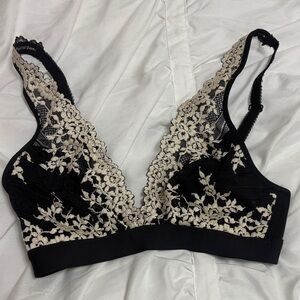 Wacoal Black and Cream Lace Bra